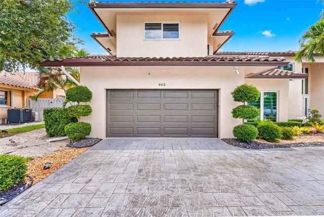4 of 57 - 962 Sw 93rd Terrace, Plantation, FL