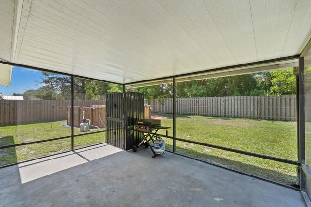 5 of 26 - 745 21st Street Sw, Vero Beach, FL