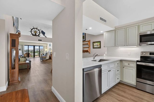 5 of 82 - 201 Ocean Bluffs Boulevard #5010, Jupiter, FL