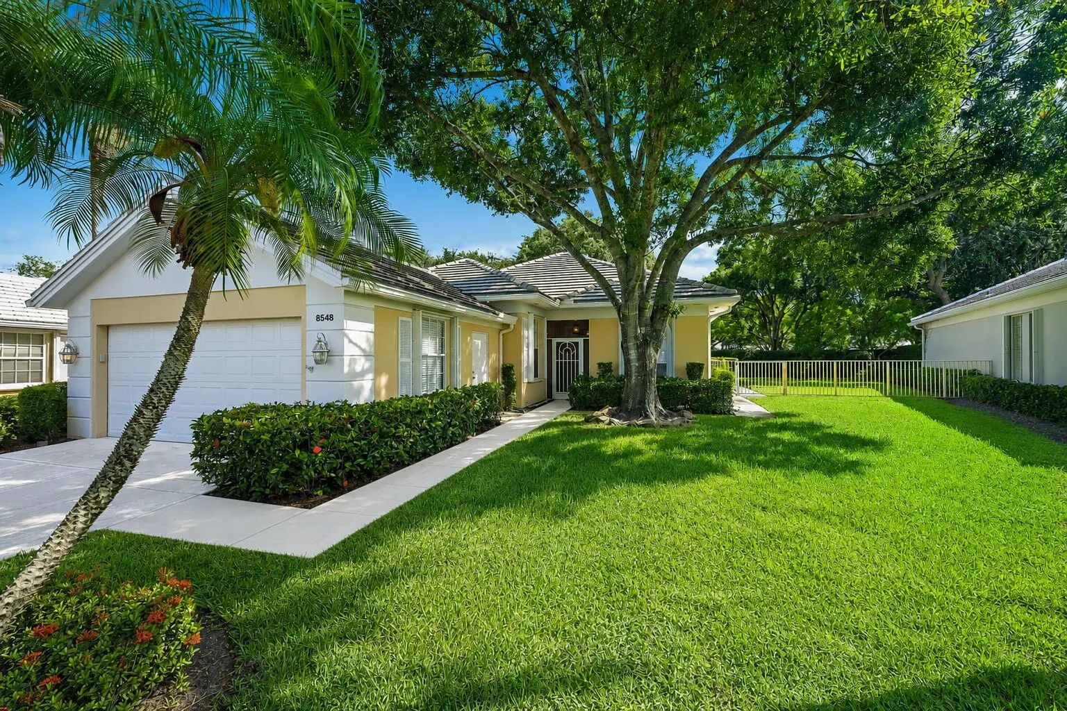 MLS B26049788 GARDEN OAKS 1 home for sale in Palm Beach Gardens