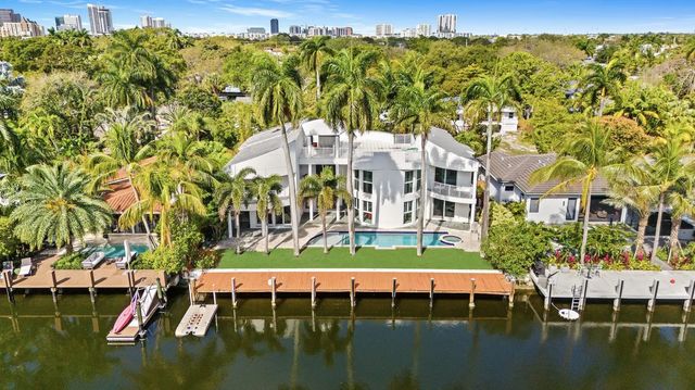 2 of 49 - 450 Victoria Terrace, Fort Lauderdale, FL