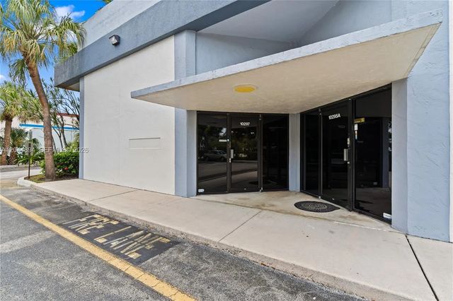 10297 Nw 46th Street #1a, Sunrise