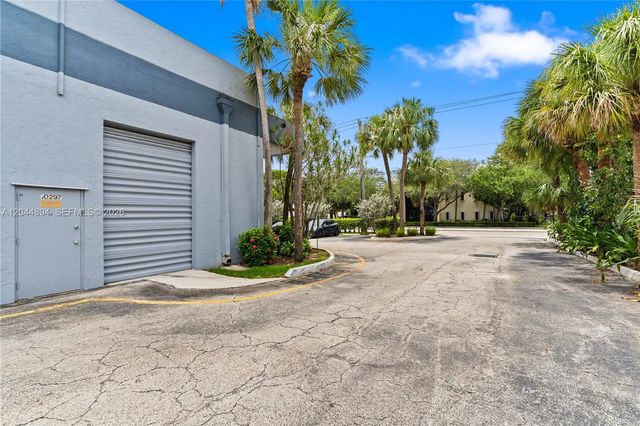 3 of 22 - 10297 Nw 46th Street #1a, Sunrise, FL
