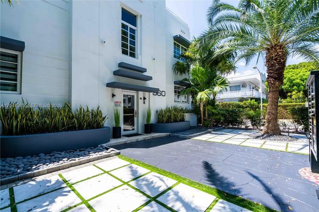 2 of 35 - 960 Jefferson Avenue, Miami Beach, FL