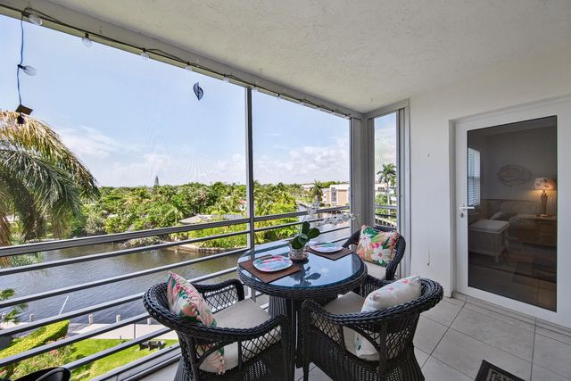 3 of 43 - 3010 Ne 16th Avenue #502, Oakland Park, FL
