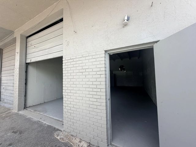 3 of 12 - 5916 Sw 25th Street #8, West Park, FL