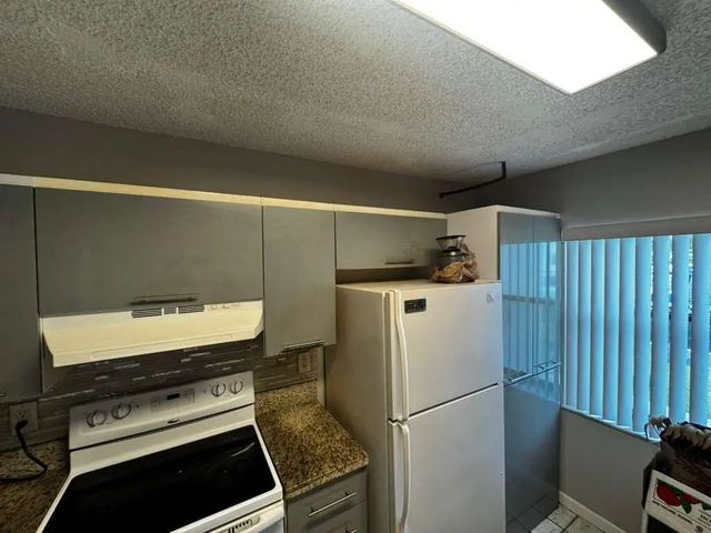 4 of 34 - 11318 Taft Street, Pembroke Pines, FL
