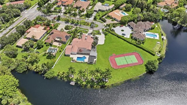 16170 Saddle Lane, Weston