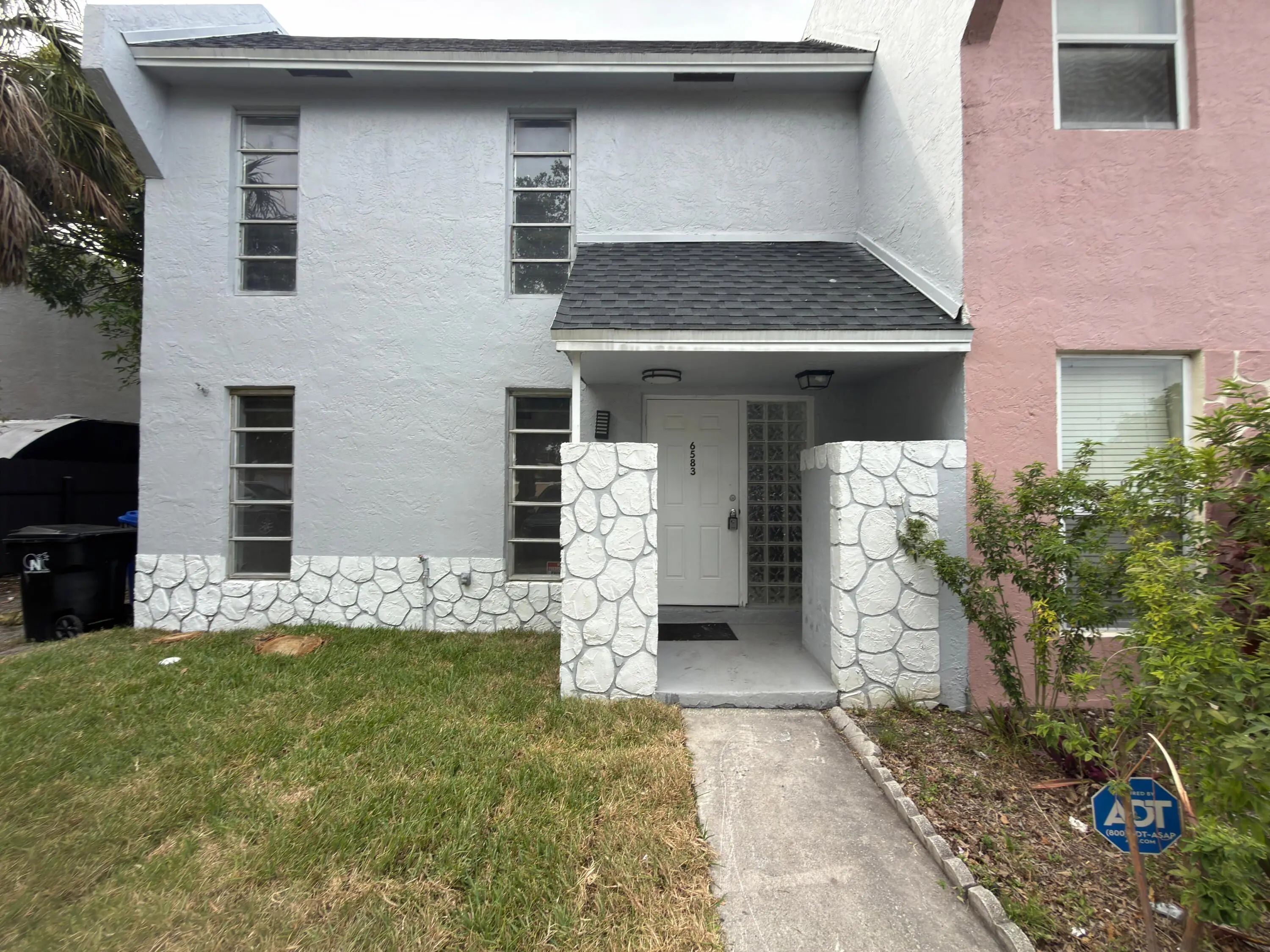 6583 Boulevard Of Champions, North Lauderdale