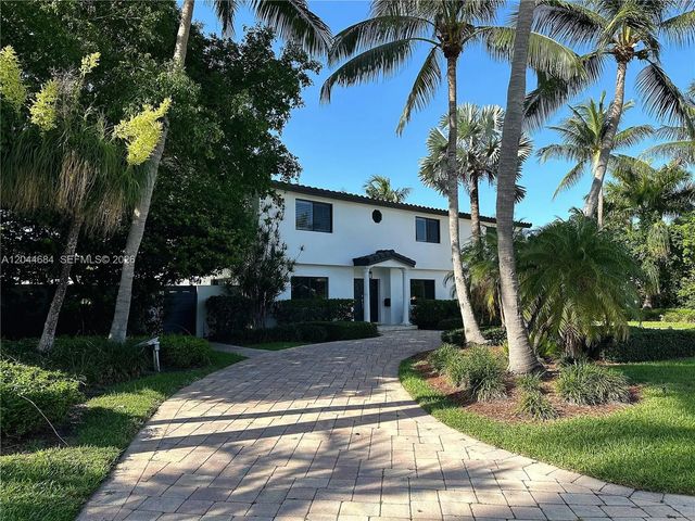 2445 Se 8th Street, Pompano Beach