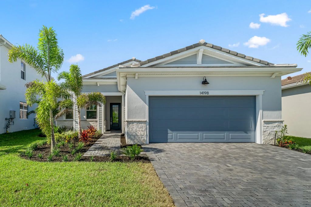 14198 Sw Artesia Drive Sw, Port St. Lucie