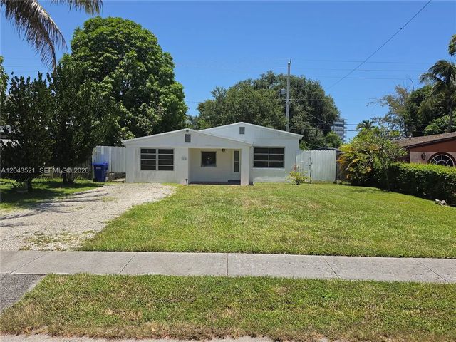 2 of 21 - 1215 Ne 182nd Street, North Miami Beach, FL