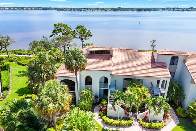 2 of 87 - 2536 Nw Seagrass Drive #2a, Palm City, FL