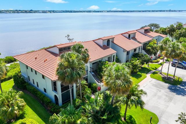 4 of 87 - 2536 Nw Seagrass Drive #2a, Palm City, FL