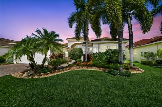5 of 48 - 10540 Whitewind Circle, Boynton Beach, FL