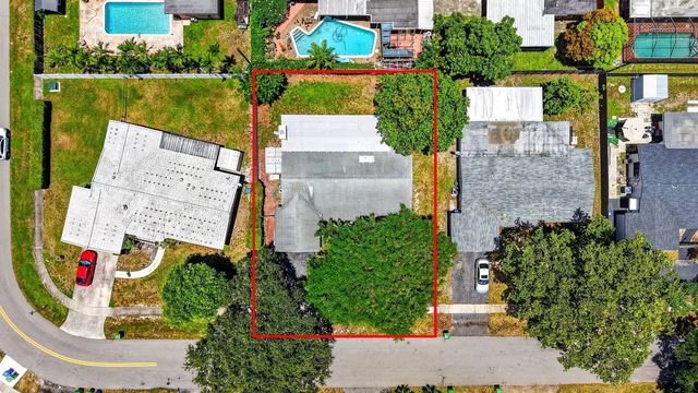 2 of 40 - 7151 Sw 5th Court, Pembroke Pines, FL