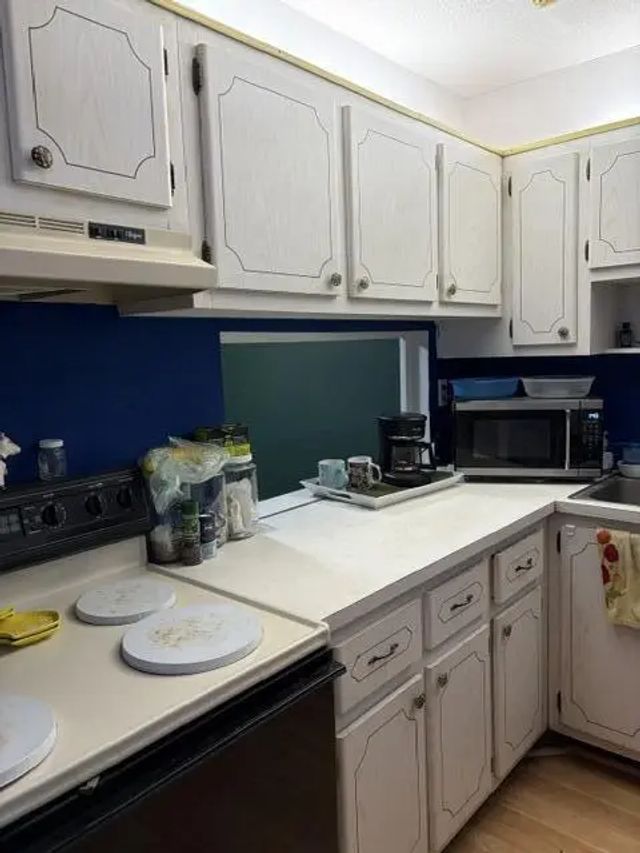 2 of 23 - 2640 Garden Drive S #103, Lake Worth, FL