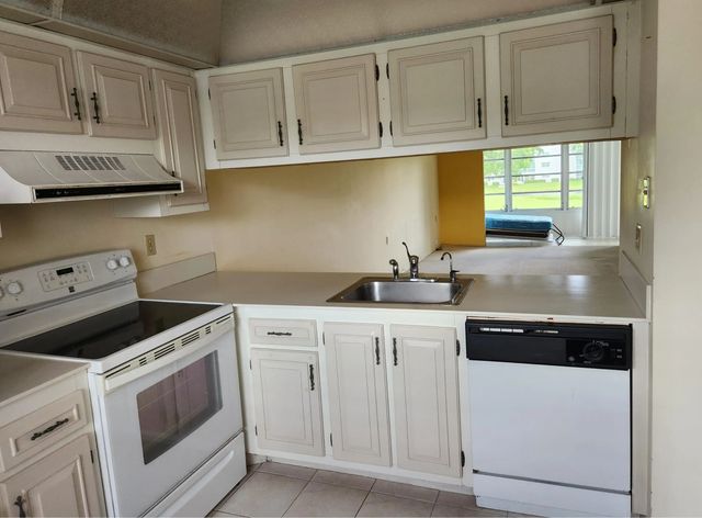 5 of 30 - 4501 Martinique Way #c2, Coconut Creek, FL