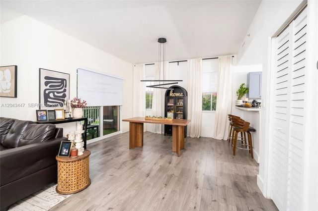 11101 Nw 83rd Street #201, Doral