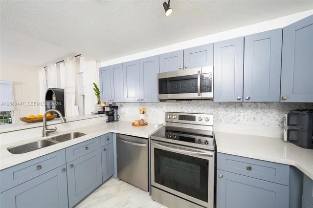 4 of 22 - 11101 Nw 83rd Street #201, Doral, FL