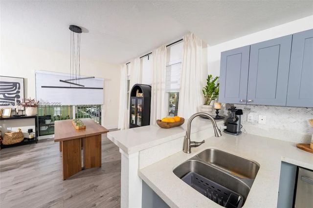 5 of 22 - 11101 Nw 83rd Street #201, Doral, FL