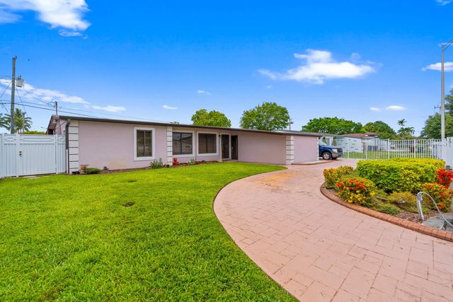 4 of 51 - 6160 W 14th Avenue, Hialeah, FL