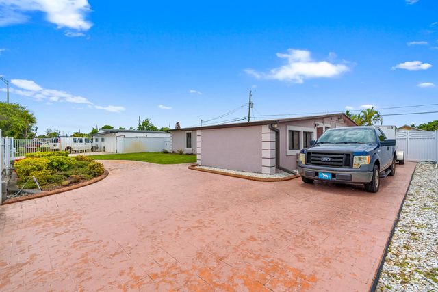 5 of 51 - 6160 W 14th Avenue, Hialeah, FL
