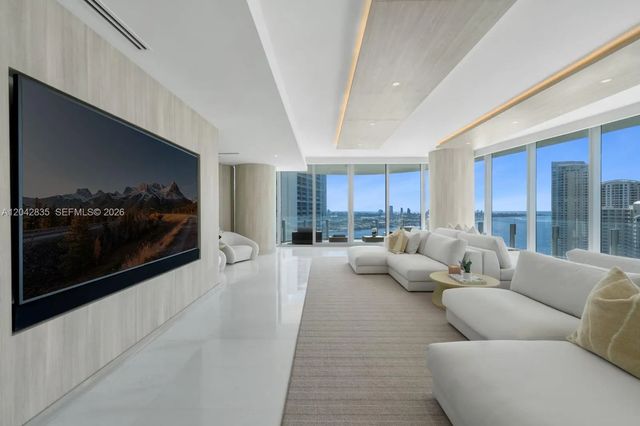 2 of 39 - 300 Biscayne Boulevard Way #2701, Miami, FL