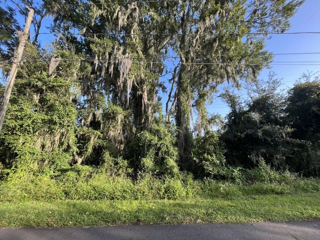 2 of 6 - 262 Toms Road, Debary, FL
