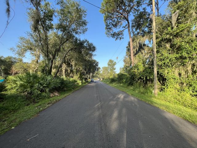 4 of 6 - 262 Toms Road, Debary, FL