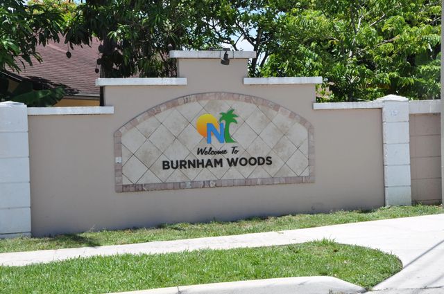 1906 Sw 87th Avenue, North Lauderdale