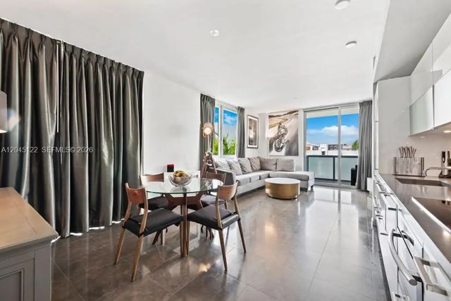 5 of 38 - 220 21st Street #401, Miami Beach, FL