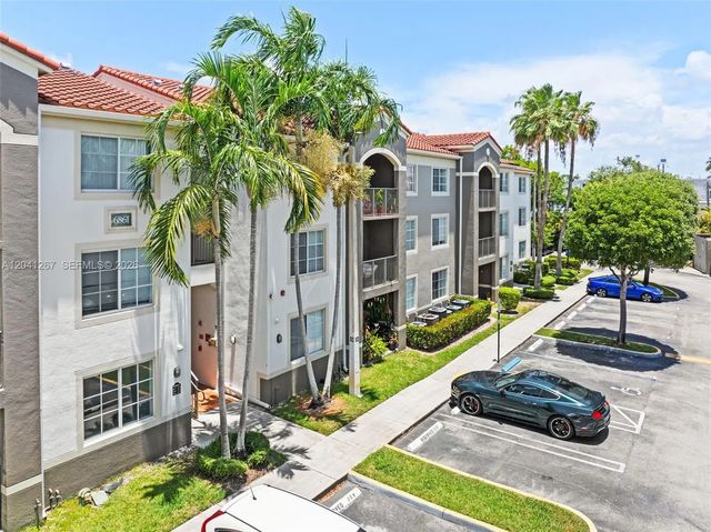 2 of 49 - 6861 Sw 44th Street #202, Miami, FL