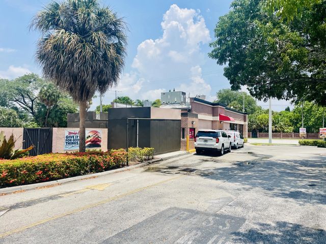 5 of 18 - 1840 E Atlantic Boulevard, Pompano Beach, FL