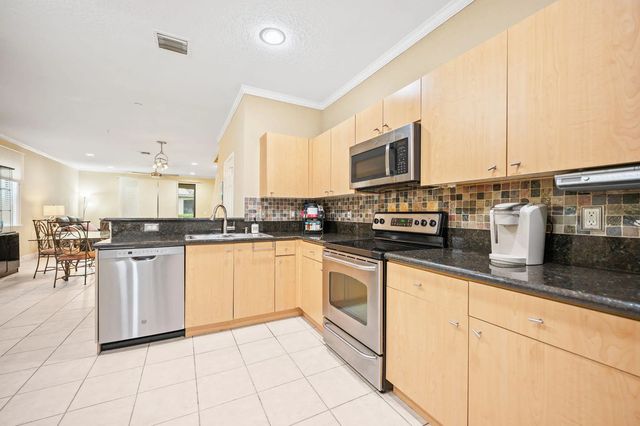5 of 23 - 4212 Vineyard Circle, Weston, FL