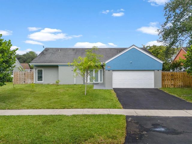 2730 Cypress Avenue, Miramar