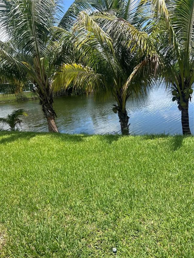5 of 17 - 2730 Cypress Avenue, Miramar, FL