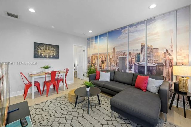 4 of 25 - 620 Sw 7th Street #16, Fort Lauderdale, FL