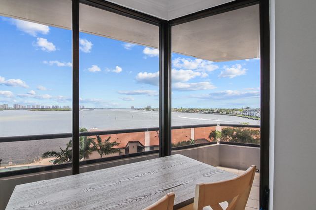 5 of 23 - 100 Lakeshore Drive #458, North Palm Beach, FL