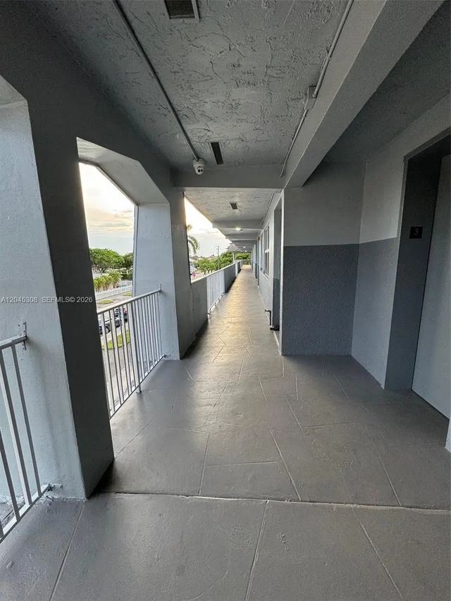 4 of 21 - 11195 Sw 1st Street #314, Sweetwater, FL