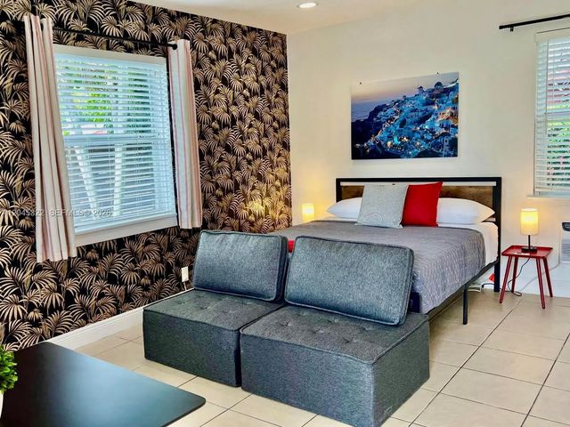 2 of 25 - 620 Sw 7th Street #1-6, Fort Lauderdale, FL