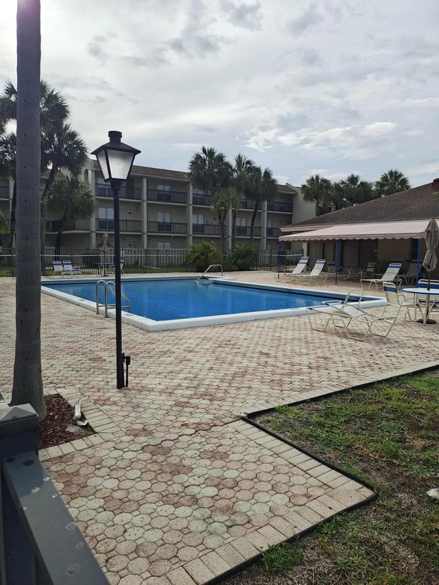 2 of 12 - 1500 N Congress Avenue #apt A44, West Palm Beach, FL
