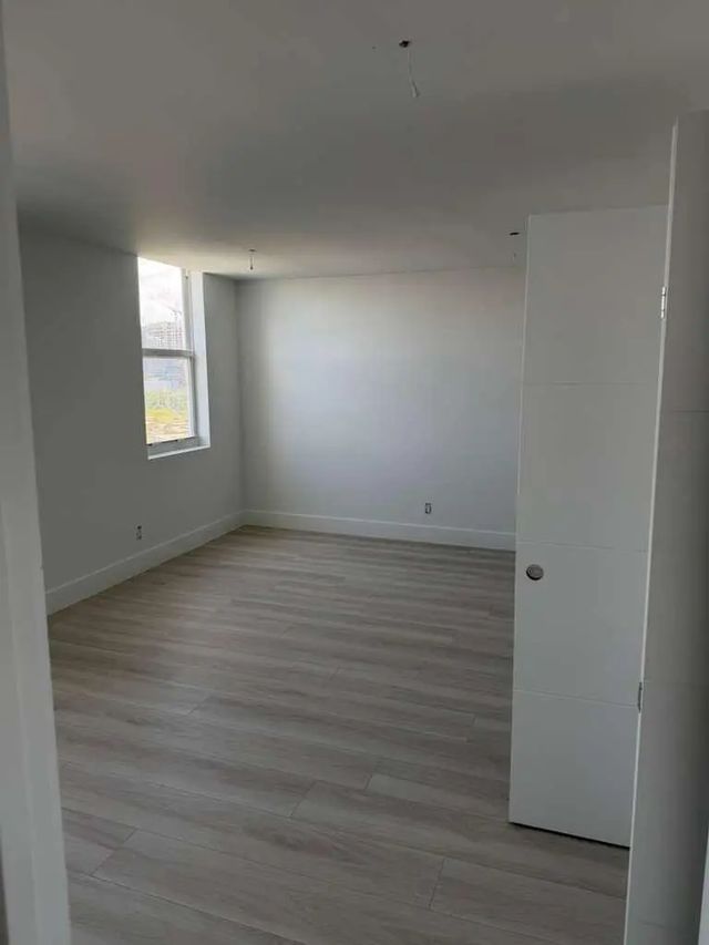 3 of 17 - 427 Golden Isles Drive #12d, Hallandale Beach, FL