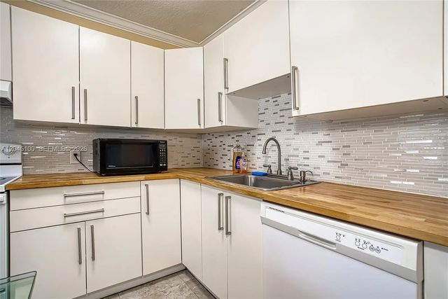 2 of 47 - 173 Ellesmere C #173, Deerfield Beach, FL