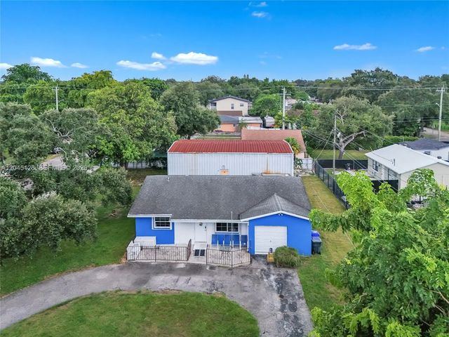 4 of 43 - 6145 Hayes Street, Hollywood, FL