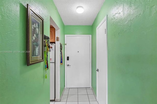 4 of 28 - 1300 W 53rd Street #25, Hialeah, FL