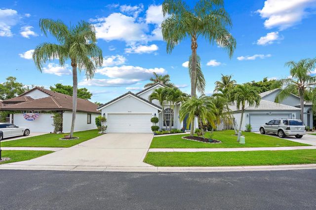 2 of 28 - 1875 Oak Berry Circle, Wellington, FL