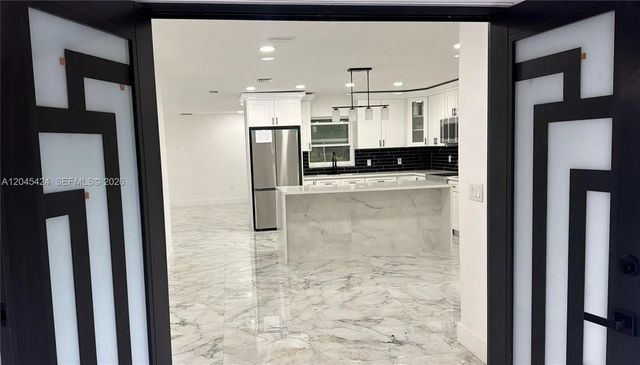 2 of 29 - 3133 Washigton Road, Brandon, FL