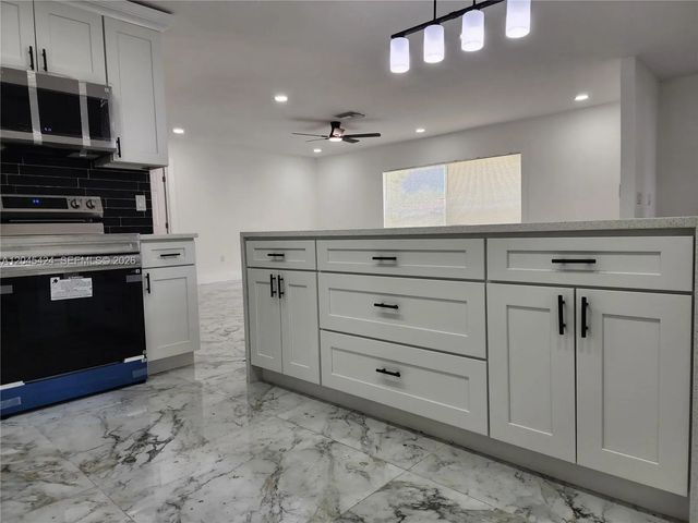 5 of 29 - 3133 Washigton Road, Brandon, FL