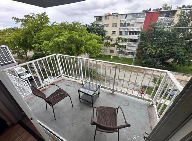 1470 Ne 125th Terrace #412, North Miami